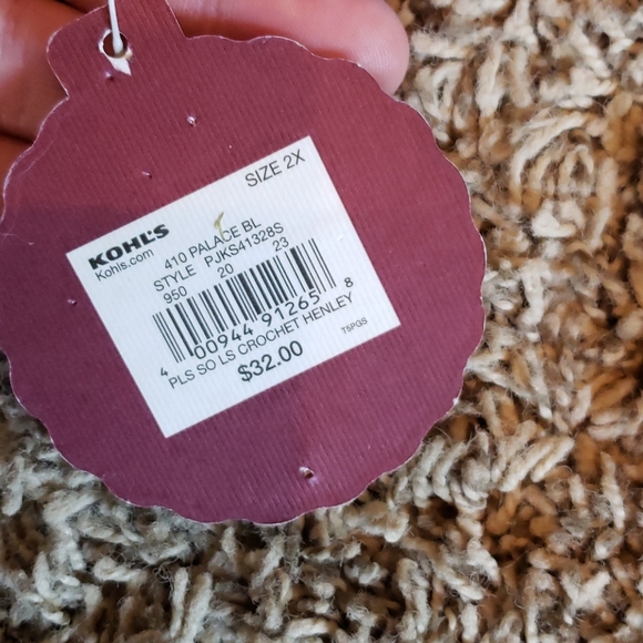 NWT dressy long sleev tee - Picture 5 of 5